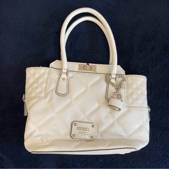 White Guess satchel bag - Picture 3 of 4